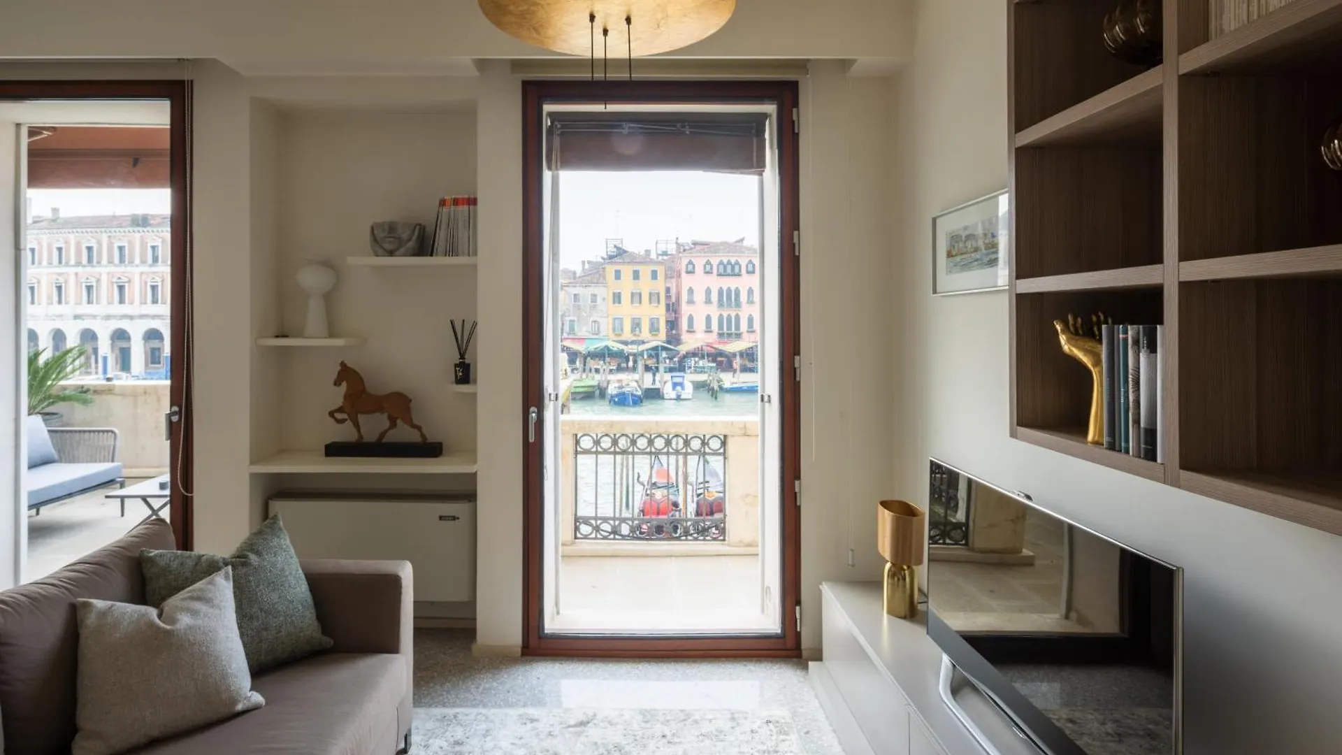Grand Canal Luxury Apartment With Terrace R&R Venedig