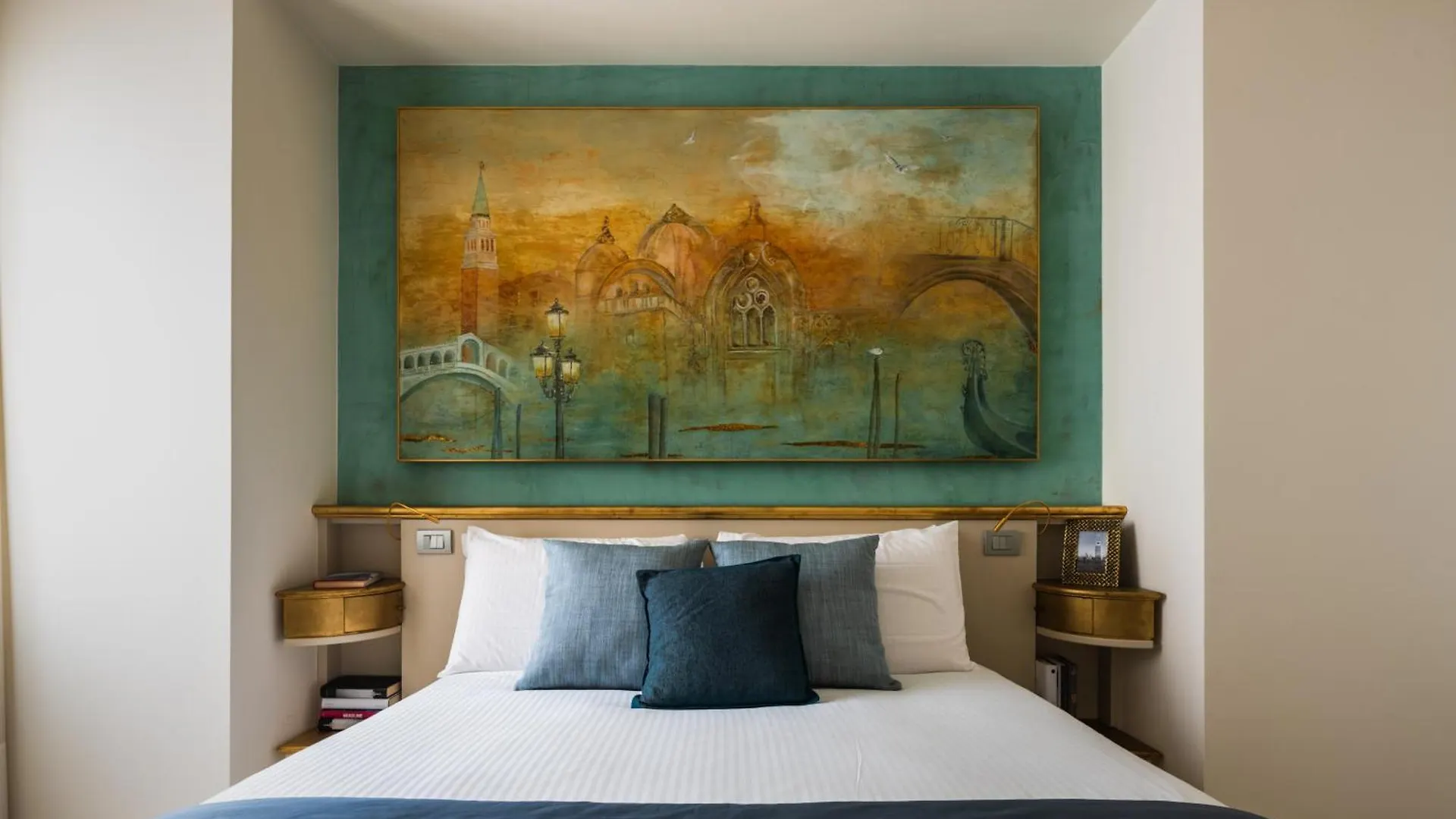 Grand Canal Luxury Apartment With Terrace R&R Venedig